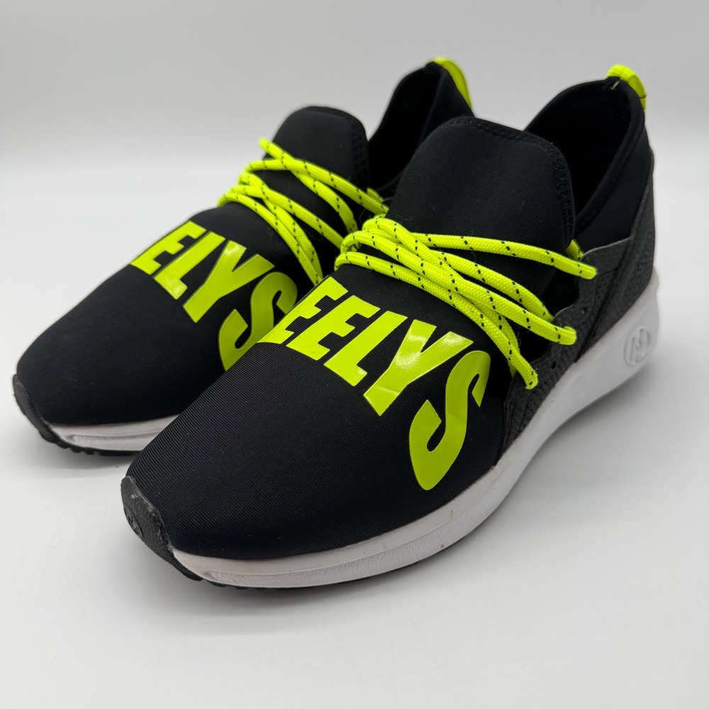 Heelys NavigatorSkate Shoes Kids Youth 5 Black Neon Wheeled Sneakers